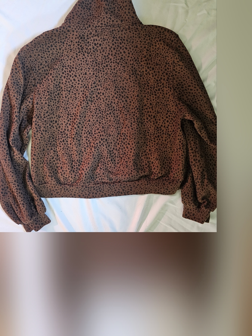 Abercrombie Cozy Brown Leopard Print Mock Turtleneck Women's Sweatshirt - Small - Picture 4 of 10